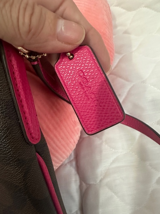 Coach Brown Signature Crossbody with Pink Trim - Picture 3 of 11